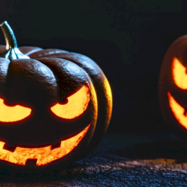 10 Fun Ideas For Dressing A Perfect Halloween Table 10 Fun Ideas For Dressing A Perfect Halloween Table